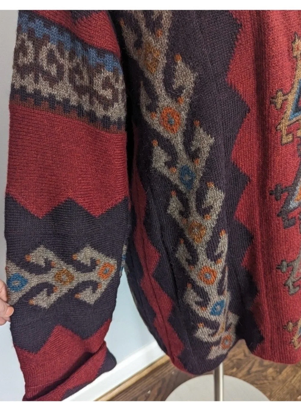 MILMA BOLIVA Burgundy Art to wear Button-Front Cardigan Sweater